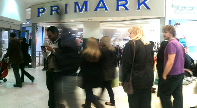 Le borse europee scendono per timori sui dazi; il CEO di Primark si dimette
