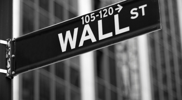Straordinario rimbalzo di Wall Street: S&P 500 e Nasdaq toccano nuovi massimi storici