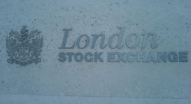 DAX, CAC, FTSE100, Le azioni europee volano sull’ottimismo commerciale; UniCredit alza le previsioni per il 2025