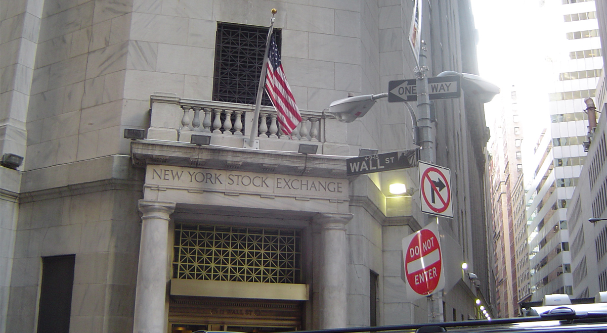 I futures di Wall Street scendono mentre aumentano i rischi in Medio Oriente e le tensioni commerciali con il Canada: Dow Jones, S&P, Nasdaq